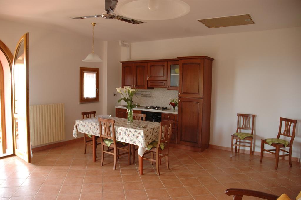 Agriturismo Podere Gozzuto Gavorrano Bilik gambar
