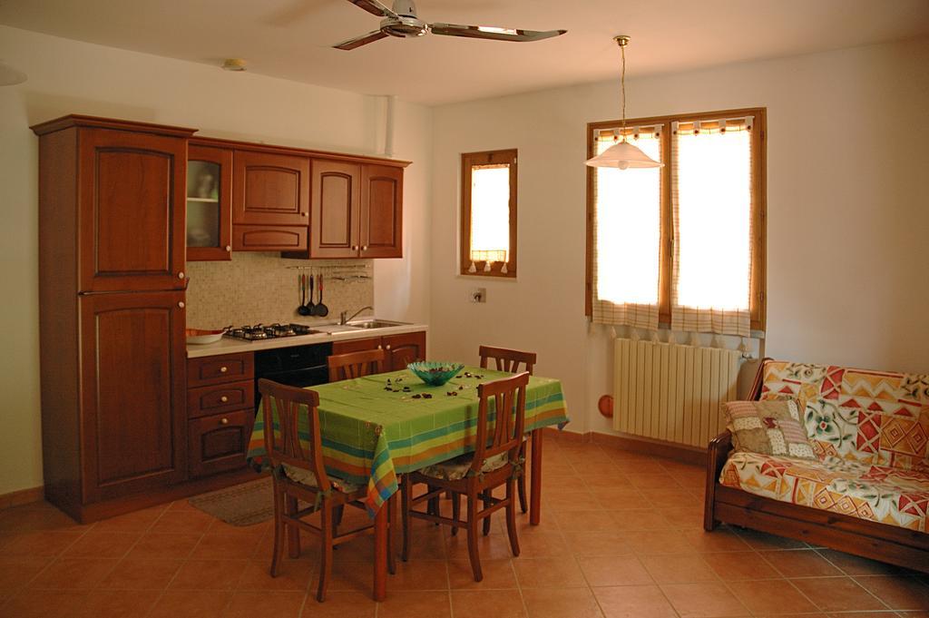 Agriturismo Podere Gozzuto Gavorrano Bilik gambar